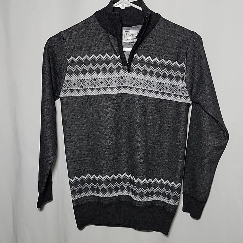 Kids Gray and White Patterned Sweatshirt